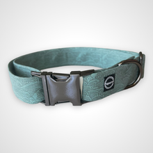 Load image into Gallery viewer, Ocean Waves Collar