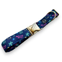 Load image into Gallery viewer, Simply Botanic Collar