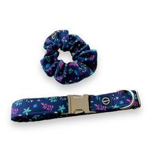 Load image into Gallery viewer, Simply Botanic Scrunchie