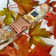 Load image into Gallery viewer, Dahlia Bloom Collar