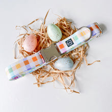 Load image into Gallery viewer, Cotton Tails Collar