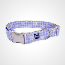 Load image into Gallery viewer, Gingham Daisy Collar