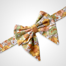 Load image into Gallery viewer, Dahlia Bloom Sailors Bow