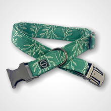 Load image into Gallery viewer, Forest Leaves Collar