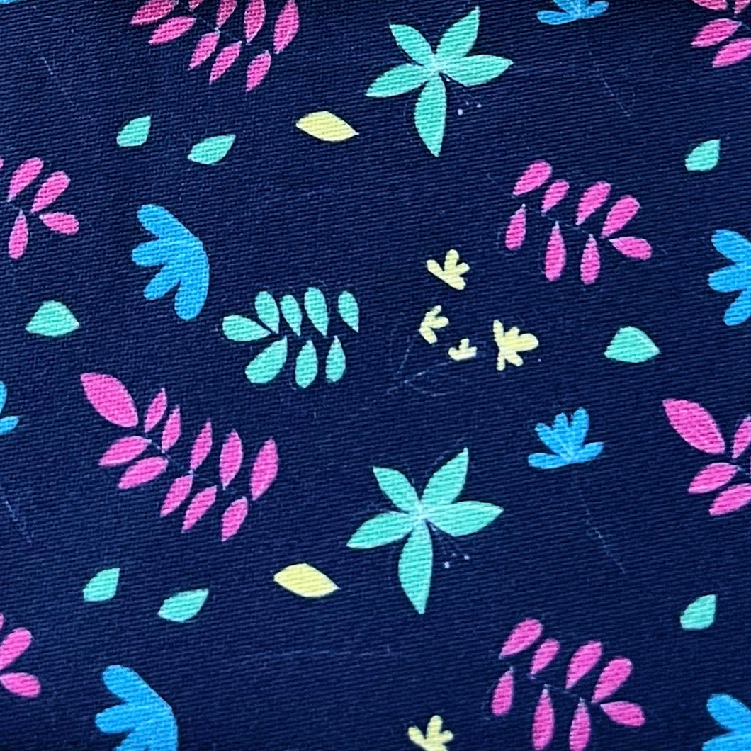 Simply Botanic Wristlet