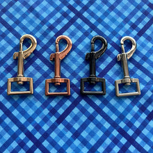 Load image into Gallery viewer, Chilly Check Leash
