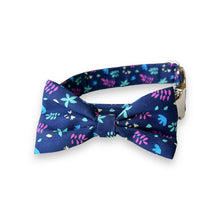 Load image into Gallery viewer, Simply Botanic Bow Tie
