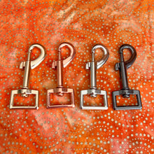 Load image into Gallery viewer, Amber Glow Leash
