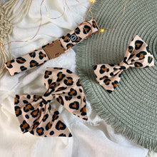 Load image into Gallery viewer, Blush Leopard Sailors Bow

