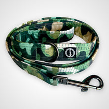 Load image into Gallery viewer, Woodland Disguise Leash
