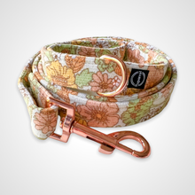 Load image into Gallery viewer, Dahlia Bloom Leash
